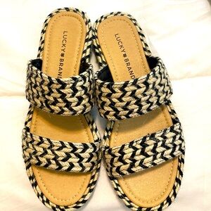 Lucky Brand sandals size 8